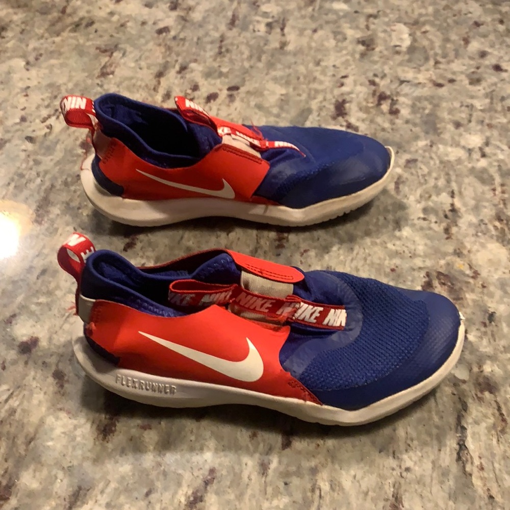 Red blue Nike pull on sneaker size 3